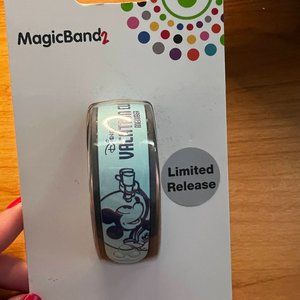 NWT - Disney Magic Band, Disney Vacation Club Limited Release